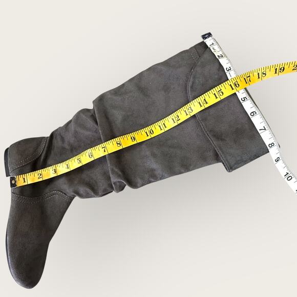 Lower East Side Women Size 8 Gray Slouchy Flat Knee High Boots Fold Faux Suede - Picture 8 of 9